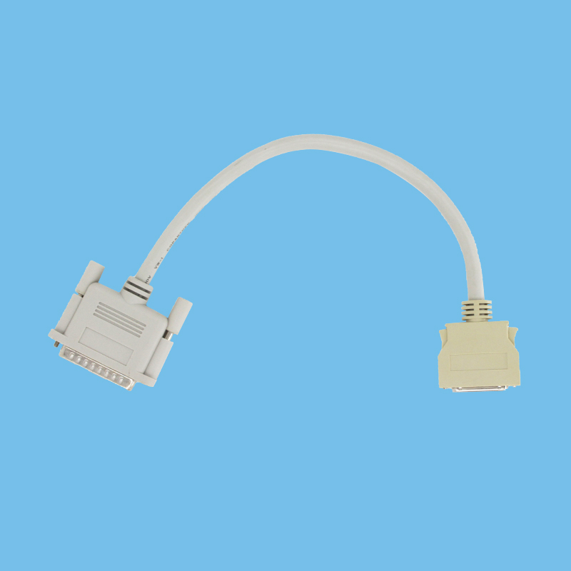 HPDB 50PIN 塑料组装公头 - DB5PIN 公头 360 度 EMI 保护